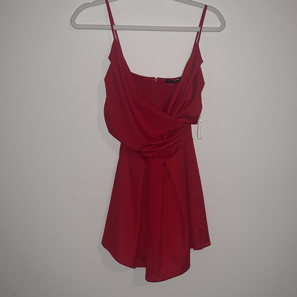 Red romper - Picture 3 of 3